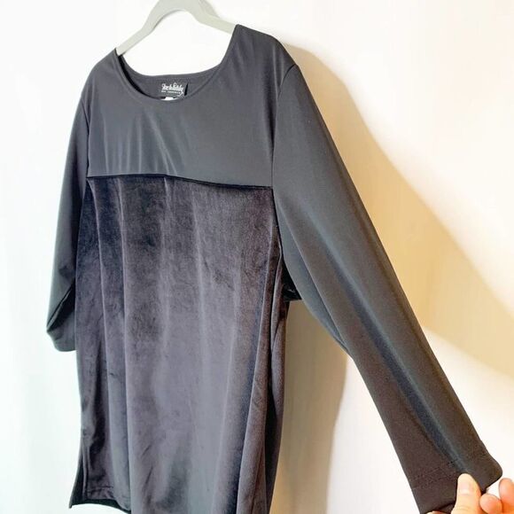 Diane Von Furstenberg Vintage Shirt Womens Large Black Velvet 3/4 Sleeve Blouse - Picture 3 of 5